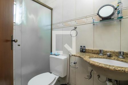 Casa à venda com 128m², 3 quartos e 1 vaga Casa à venda com 128m², 3 quartos e 1 vagaBanheiro da Suíte