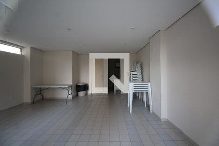 Apartamento para alugar com 50m², 2 quartos e 1 vagaÁrea comum - Salão de festas