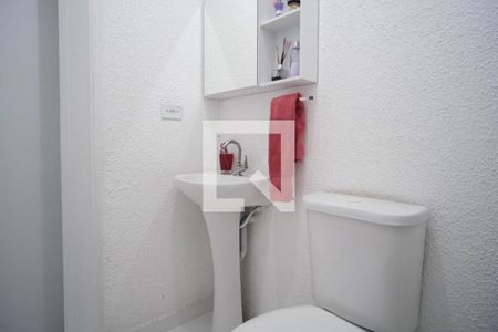 Banheiro  de casa de condomínio à venda com 3 quartos, 98m² em Jardim Matarazzo, São Paulo