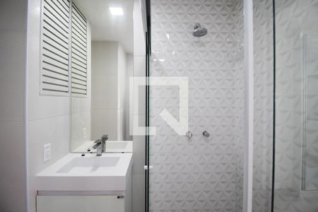 Apartamento para alugar com 104m², 3 quartos e 1 vaga Apartamento para alugar com 104m², 3 quartos e 1 vagaBanheiro da Suíte