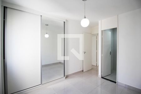 Suíte  de apartamento à venda com 3 quartos, 104m² em Moema, São Paulo
