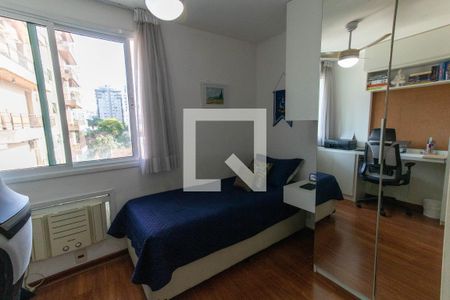 Quarto de apartamento à venda com 2 quartos, 80m² em Icaraí, Niterói