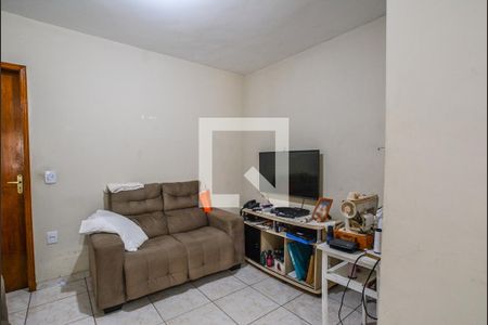Sala de casa de condomínio à venda com 2 quartos, 84m² em Utinga, Santo André