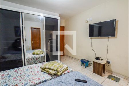 Casa de condomínio à venda com 84m², 2 quartos e 1 vagaQuarto Suíte