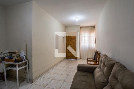 Sala de casa de condomínio à venda com 2 quartos, 84m² em Utinga, Santo André