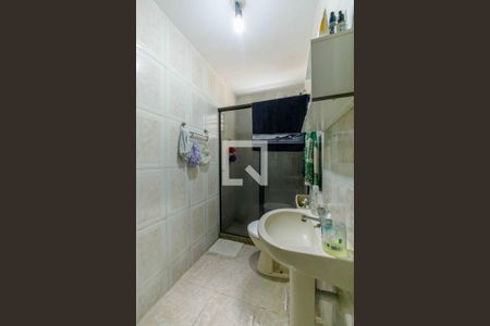 Banheiro da Suíte 1 de casa de condomínio à venda com 2 quartos, 94m² em Vargem Pequena, Rio de Janeiro