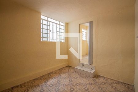 Sala de casa para alugar com 1 quarto, 70m² em Vila Santa Teresinha, São Paulo