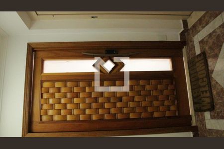 Apartamento à venda com 110m², 2 quartos e 2 vagasEntrada