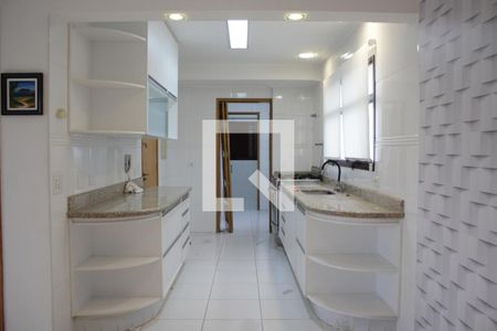 Apartamento à venda com 110m², 2 quartos e 2 vagasCozinha