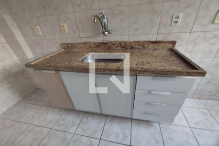 Apartamento à venda com 68m², 2 quartos e 1 vagaCozinha 