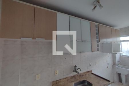 Apartamento à venda com 68m², 2 quartos e 1 vagaCozinha 