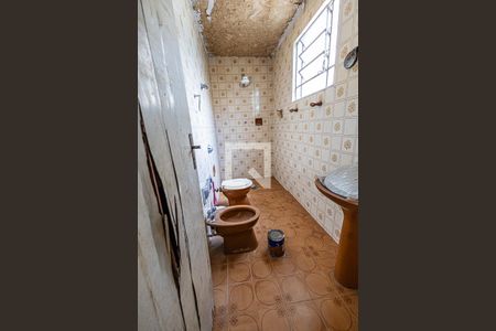 Casa à venda com 375m², 4 quartos e 2 vagas Casa à venda com 375m², 4 quartos e 2 vagasSuite