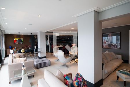 Apartamento para alugar com 2 quartos, 160m² em Consolação, São Paulo