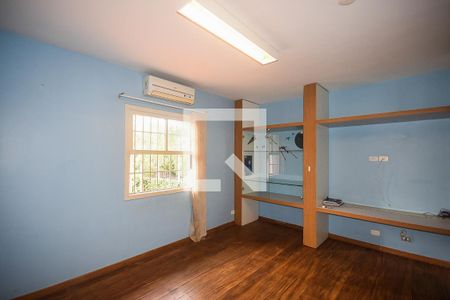 Casa para alugar com 700m², 4 quartos e 4 vagas Casa para alugar com 700m², 4 quartos e 4 vagasQuarto 3