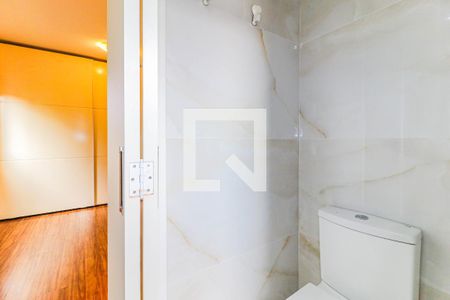 Apartamento à venda com 110m², 4 quartos e 2 vagas Apartamento à venda com 110m², 4 quartos e 2 vagasBanheiro Suíte