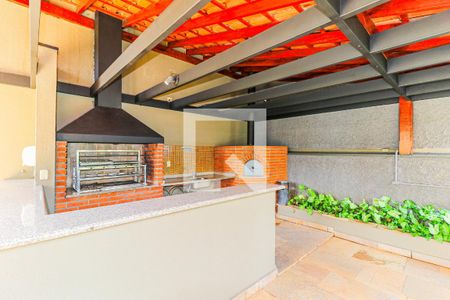 Apartamento à venda com 110m², 4 quartos e 2 vagas Apartamento à venda com 110m², 4 quartos e 2 vagasÁrea comum - Churrasqueira