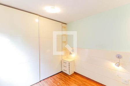 Apartamento à venda com 110m², 4 quartos e 2 vagas Apartamento à venda com 110m², 4 quartos e 2 vagasSuíte