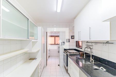 Apartamento à venda com 110m², 4 quartos e 2 vagas Apartamento à venda com 110m², 4 quartos e 2 vagasCozinha