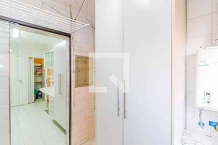 Apartamento à venda com 110m², 4 quartos e 2 vagas Apartamento à venda com 110m², 4 quartos e 2 vagasÁrea de Serviço