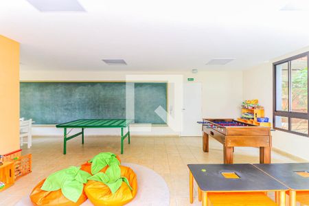 Apartamento à venda com 110m², 4 quartos e 2 vagas Apartamento à venda com 110m², 4 quartos e 2 vagasÁrea comum - Salão de jogos