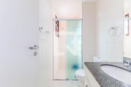 Apartamento à venda com 110m², 4 quartos e 2 vagas Apartamento à venda com 110m², 4 quartos e 2 vagasBanheiro