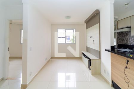 Sala de apartamento para alugar com 2 quartos, 45m² em Quinta da Paineira, São Paulo