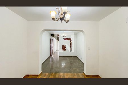 Casa à venda com 400m², 3 quartos e 3 vagasSala de Estar