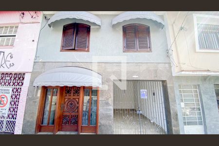 Casa à venda com 400m², 3 quartos e 3 vagasFachada