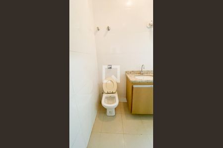 Casa à venda com 400m², 3 quartos e 3 vagasBanheiro da Suíte 2