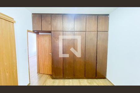 Casa à venda com 400m², 3 quartos e 3 vagasSuíte 2