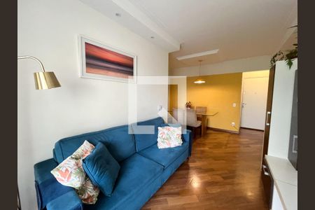Sala de apartamento para alugar com 3 quartos, 67m² em Vila Campestre, São Paulo