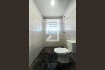 Casa à venda com 300m², 3 quartos e 4 vagasBanheiro 2