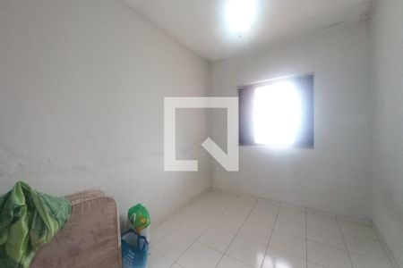 Casa à venda com 300m², 3 quartos e 4 vagas Casa à venda com 300m², 3 quartos e 4 vagasQuarto 3