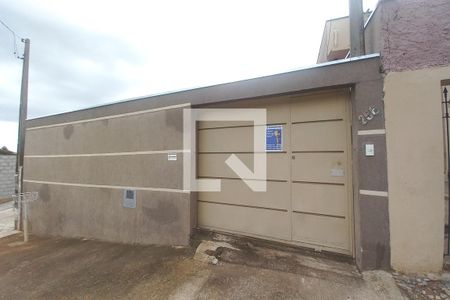 Casa à venda com 300m², 3 quartos e 4 vagas Casa à venda com 300m², 3 quartos e 4 vagasFachada do Prédio