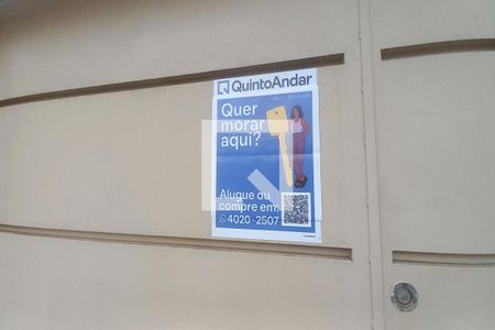 Casa à venda com 300m², 3 quartos e 4 vagas Casa à venda com 300m², 3 quartos e 4 vagasPlaca Instalada