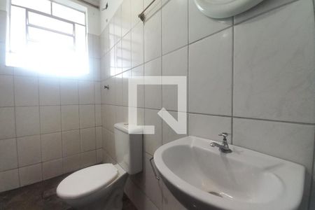 Casa à venda com 300m², 3 quartos e 4 vagas Casa à venda com 300m², 3 quartos e 4 vagasBanheiro 2