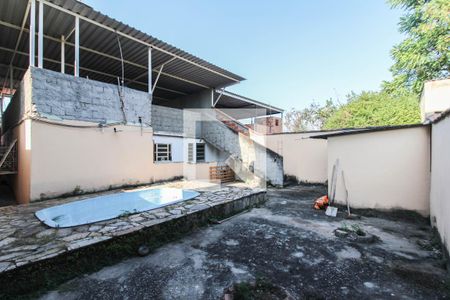 Casa para alugar com 90m², 2 quartos e 1 vagaQuintal