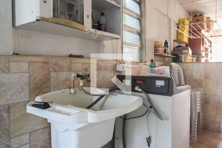 Casa para alugar com 90m², 2 quartos e 1 vagaÁrea de Serviço