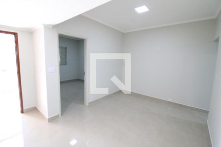 Sala de casa para alugar com 2 quartos, 80m² em Vila Gustavo, São Paulo