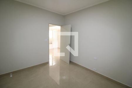 Quarto 1 de casa para alugar com 2 quartos, 80m² em Vila Gustavo, São Paulo