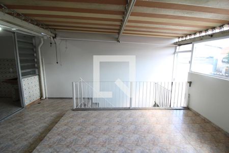 Casa para alugar com 80m², 2 quartos e sem vagaÁrea de Serviço