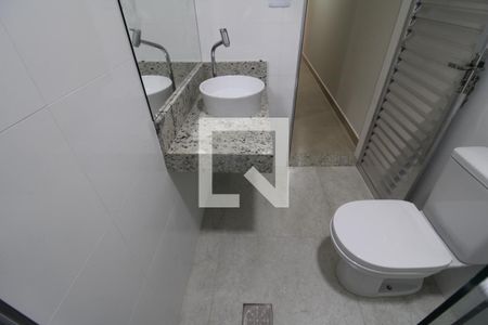 Casa para alugar com 80m², 2 quartos e sem vagaBanheiro
