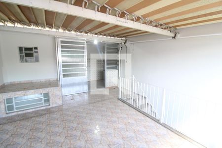 Casa para alugar com 80m², 2 quartos e sem vagaÁrea de Serviço
