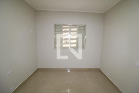 Quarto 1 de casa para alugar com 2 quartos, 80m² em Vila Gustavo, São Paulo