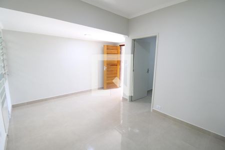 Sala de casa para alugar com 2 quartos, 80m² em Vila Gustavo, São Paulo
