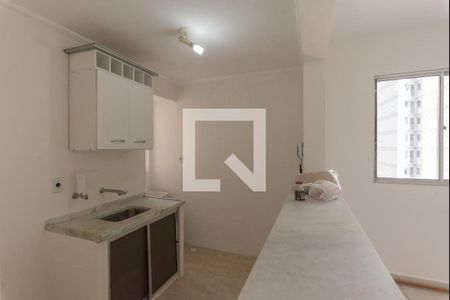 Cozinha de apartamento para alugar com 1 quarto, 32m² em Centro, Campinas