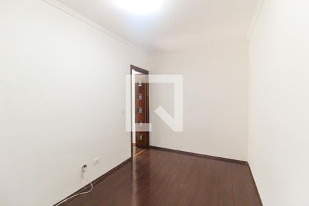 Quarto 1 de casa de condomínio para alugar com 2 quartos, 72m² em Vila Carmosina, São Paulo