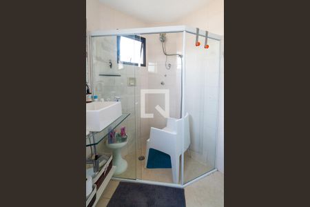 Apartamento à venda com 65m², 2 quartos e 1 vagaBanheiro Detalhe