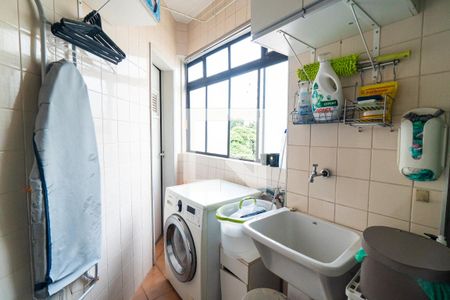 Apartamento à venda com 65m², 2 quartos e 1 vagaÁrea de Serviço