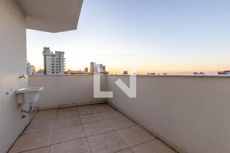 Apartamento à venda com 120m², 2 quartos e 2 vagasTerraço